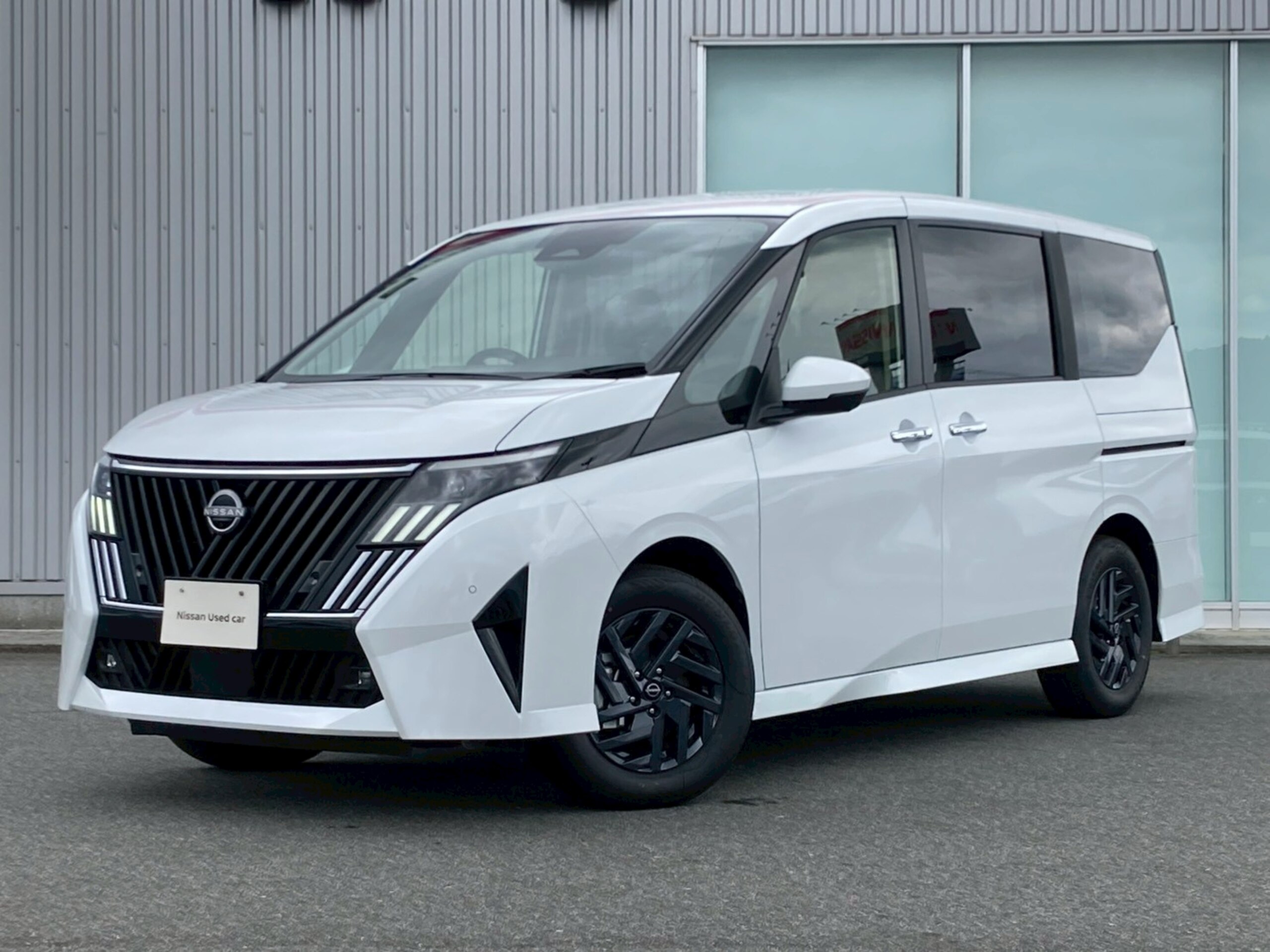 日産 セレナ 2.0 ハイウェイスターV